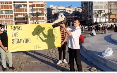 Biz Özgürüz Hareketi Yazar Kasa Protestosu
